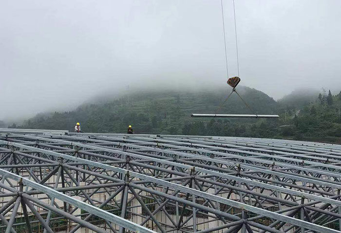 新密网架施工